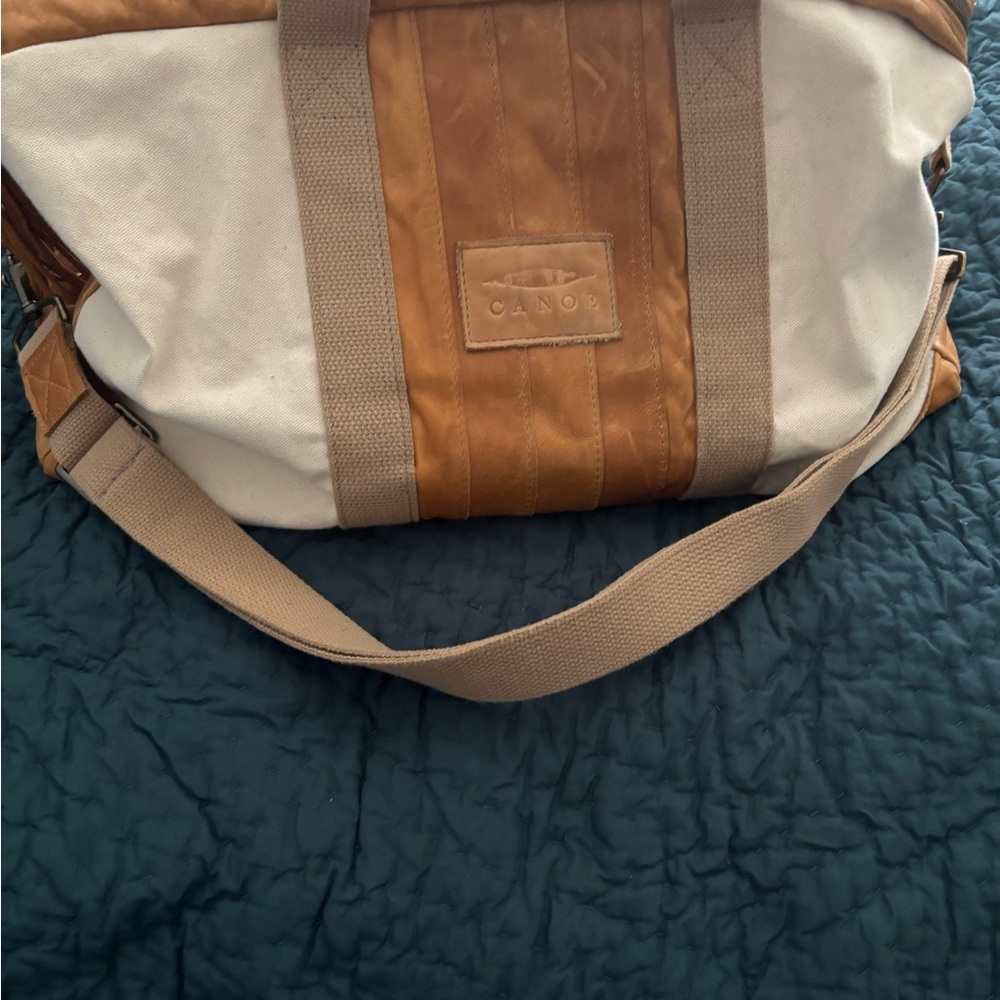 Canoe Brand Tan and Cream Travel Bag